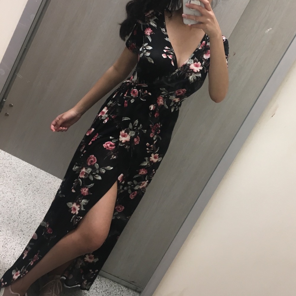 Omg shortsleeve dress with slit